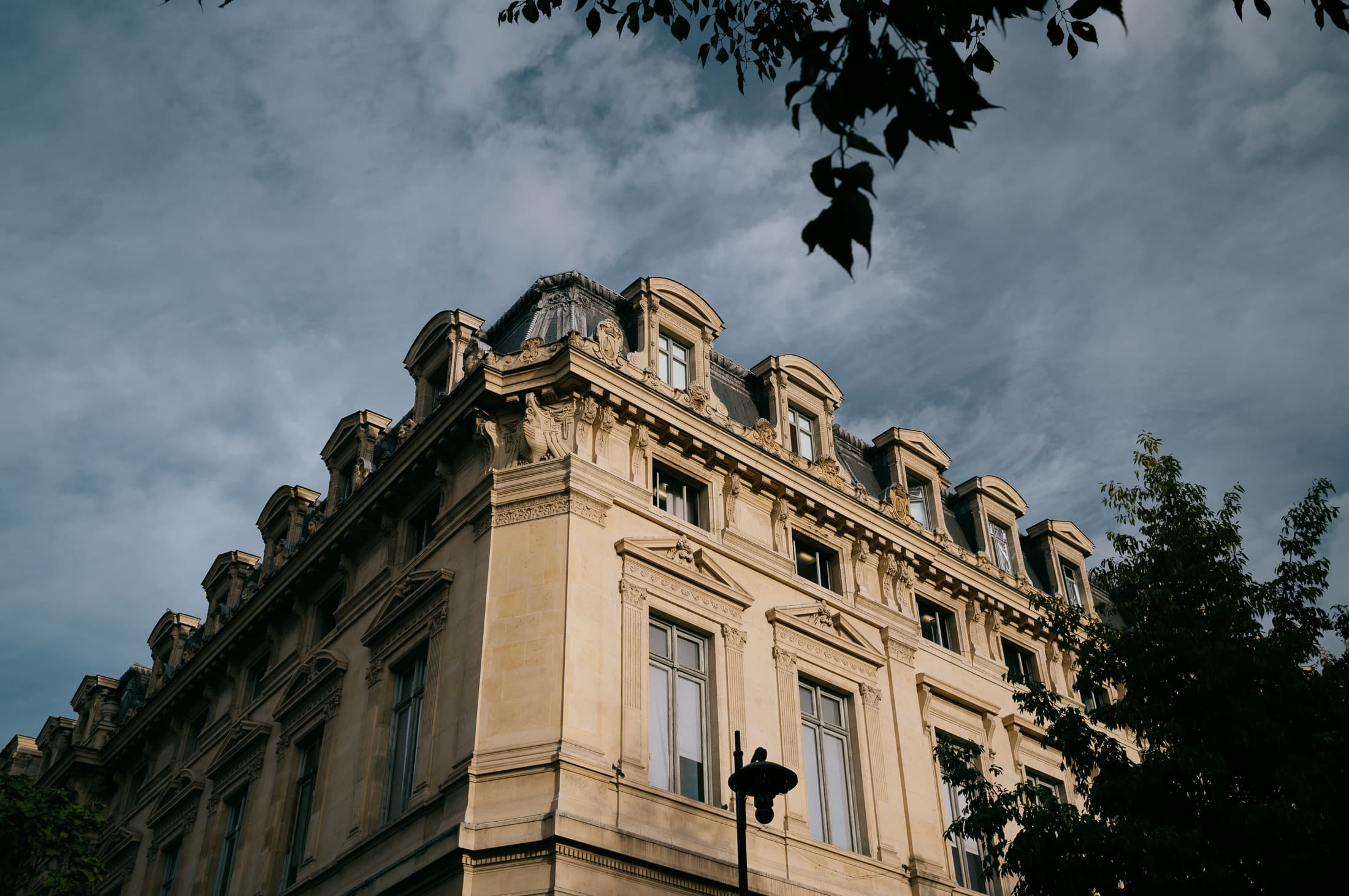 Paris 2026 — 197